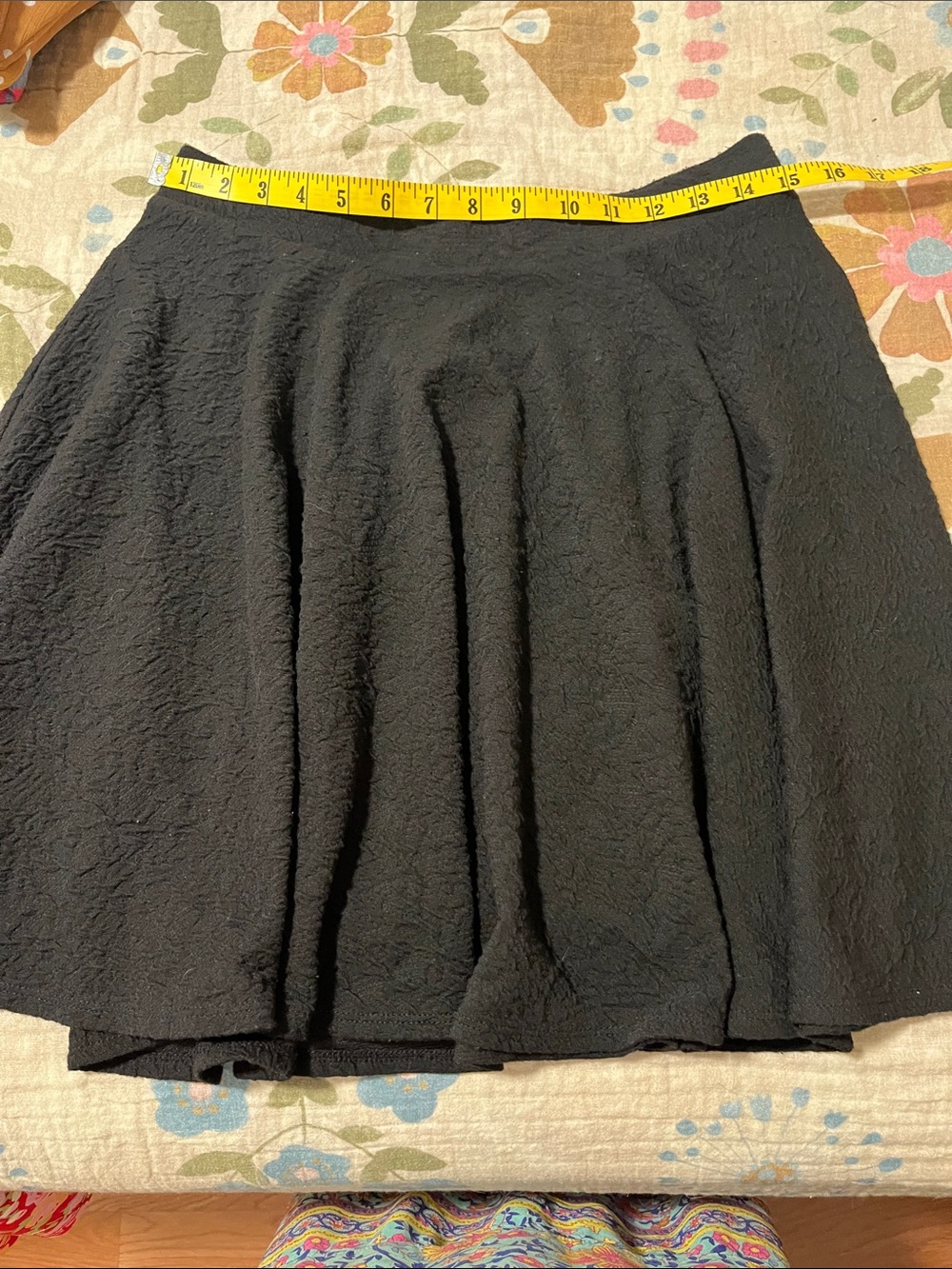 Classic Black Women's Skater Skirt - Versatile Everyday Style